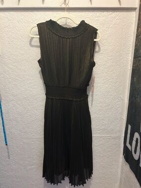 Nanette Lepore Black Sleeveless Pleated Midi Dress